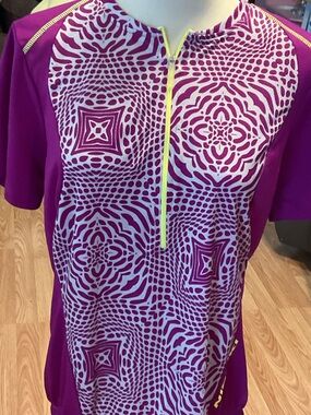 NISHIKI WOMENS SZ.L.CYCLING JERSEY FUCHSIA SHORT SLEEVE 38X27
